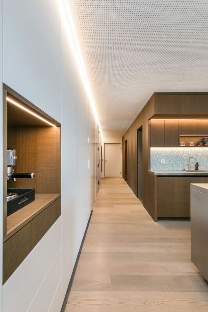 Exklusive 4.5-Zimmer-Stadtwohnung in Zug (2)