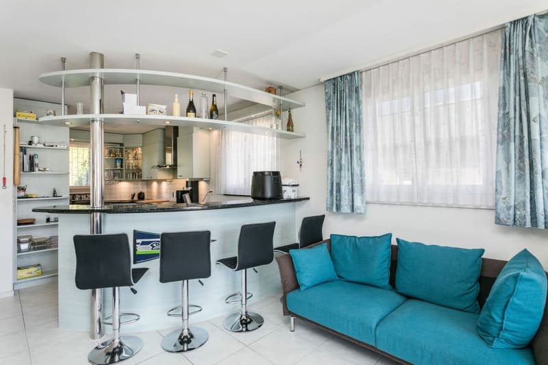 Wohnen mit Weitsicht: 7.5-Zimmer-Terrassenhaus mit Panorama-Terrasse (6)