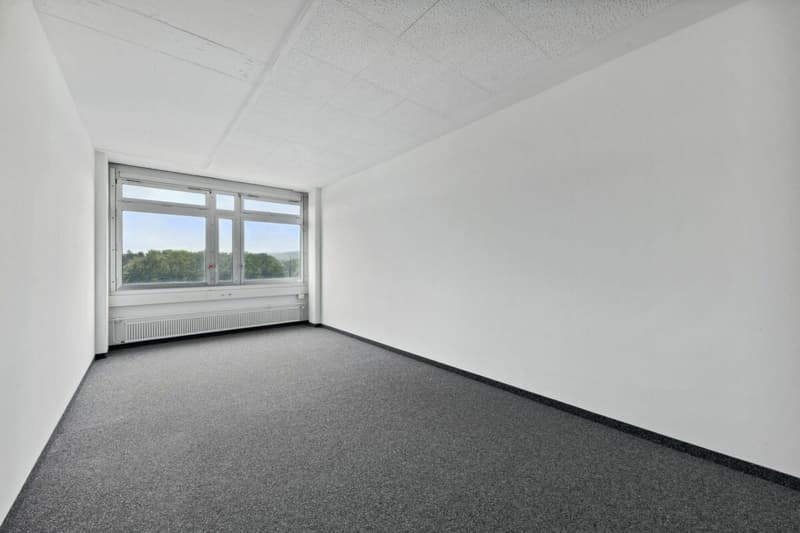 Bezugsbereite Büroflächen direkt neben dem Bahnhof Regensdorf (2)