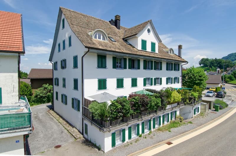 3.5-Zimmer-Wohnung: Leben mit Charakter und Charme in historischem Haus (2)
