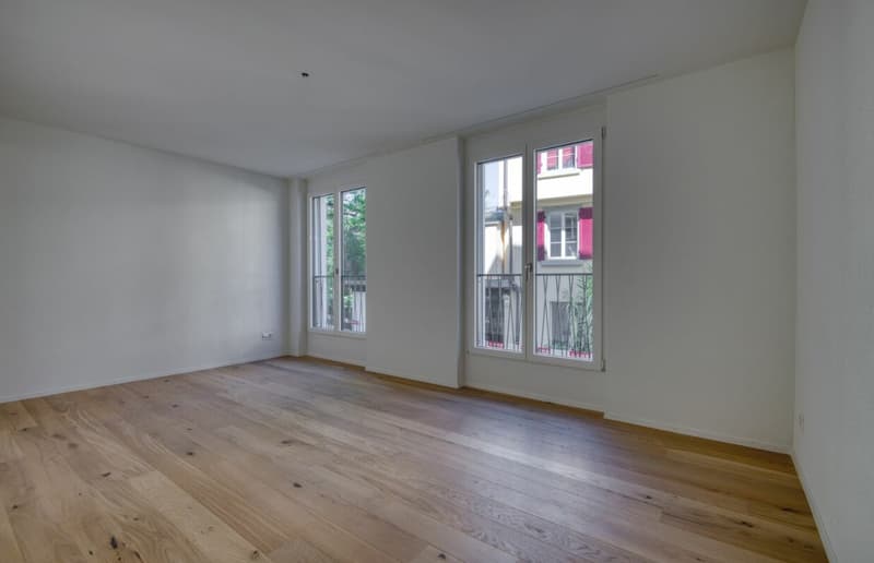 Moderne 3.5-Zimmer-Wohnung mit Loggia an zentraler Lage (8)