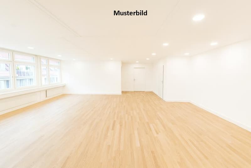 Zentrale Fläche mit Potenzial zu vermieten (4)