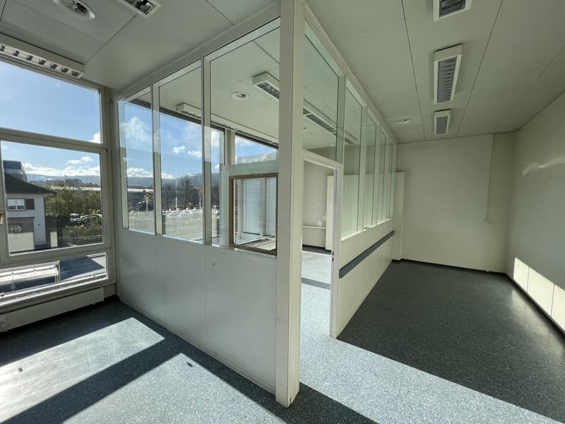 Zentrale Gewerbefläche zu vermieten (7)
