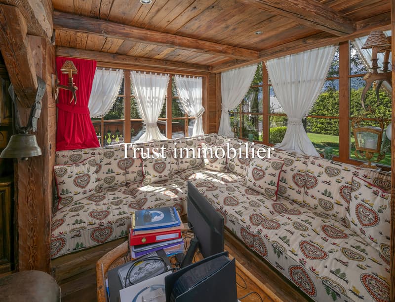 6044. Magnifique chalet de luxe à vendre à Crans-Montana (6)