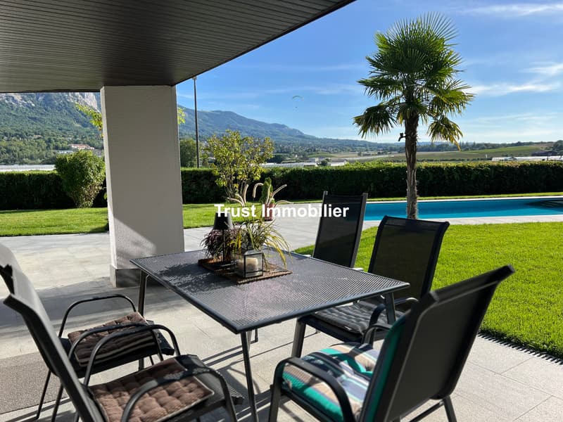 VESSY : VILLA D'ARCHITECTE RÉNOVÉE AVEC VUE SALEVE (4)