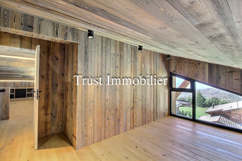 6041. Chalet Rare, 15 min à pied du Regent (12)