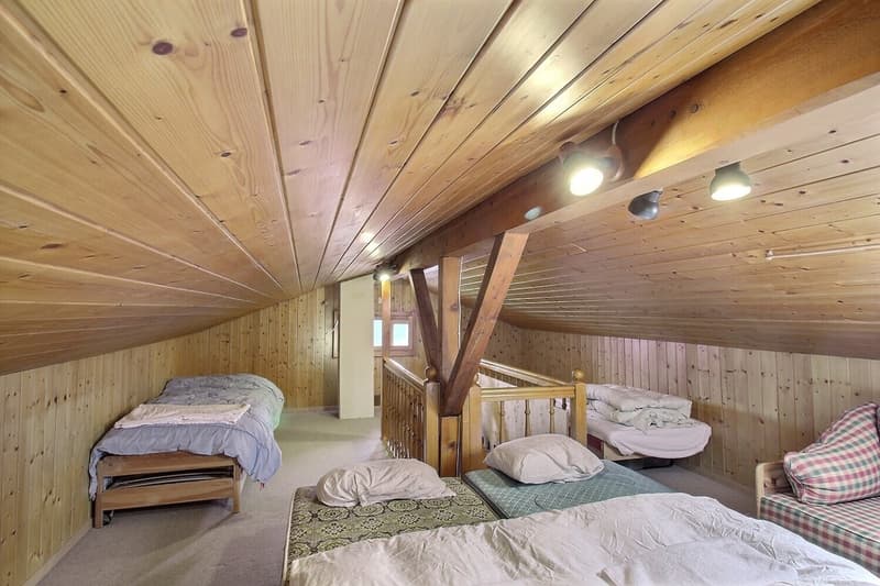 2004M.LA TZOUMAZ.Chalet authentique au coeur des Alpes valaisannes (6)