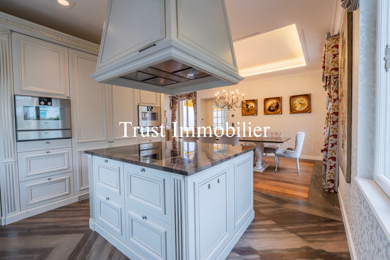 5002. Penthouse d'exception au coeur de Montreux (8)