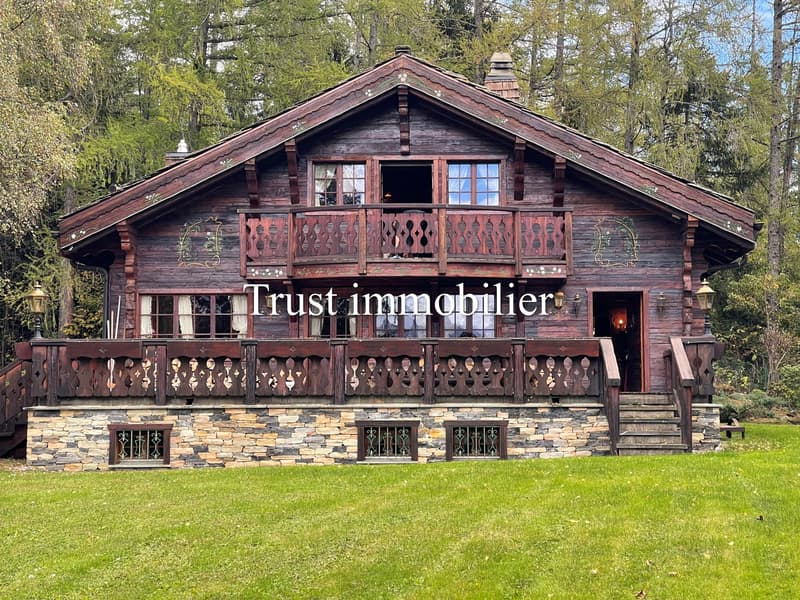 6044. Magnifique chalet de luxe à vendre à Crans-Montana (2)