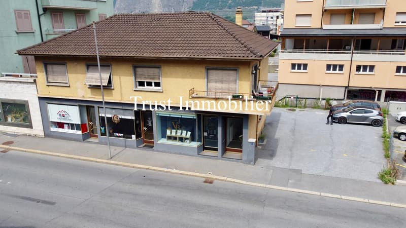6009M-Saxon-Immeuble de rendement d'exception au centre (2)