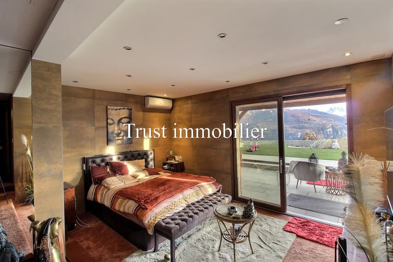 Vue panoramique et tranquillité garanties pour ce Chalet (8)
