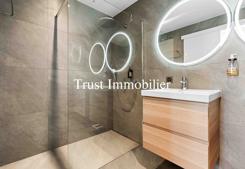 Appartement en attique + Studio, à 1km du centre de Crans (11)