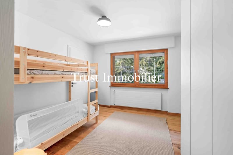 Appartement en attique + Studio, à 1km du centre de Crans (8)