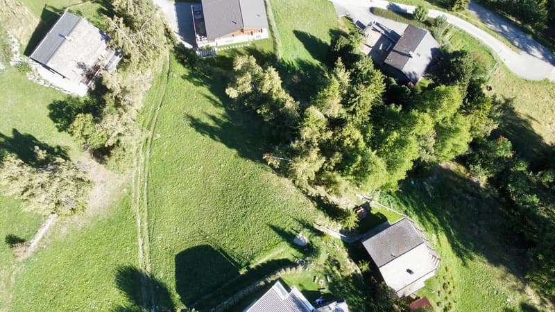 Grande Parcelle prête à accueillir votre futur chalet à La Tzoumaz (2)