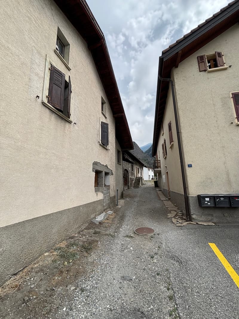 6003-MV-Riddes.Maison villageoise avec grand potentiel à rénover (4)