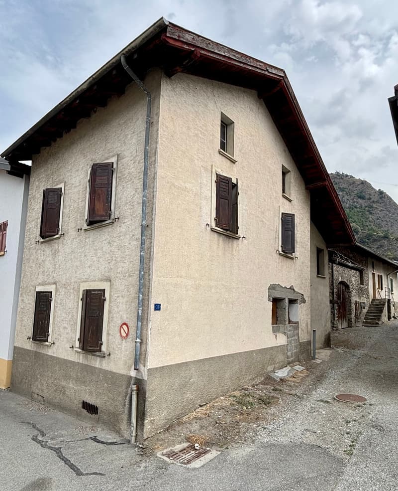 6003-MV-Riddes.Maison villageoise avec grand potentiel à rénover (3)