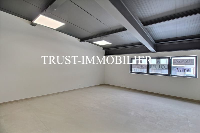 9001-MV-Saxon-Surface commerciale moderne de 64 m² (2)