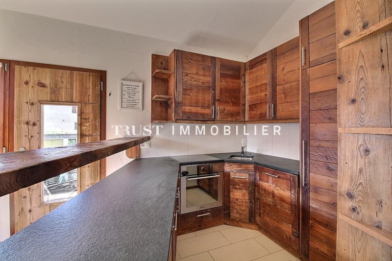 LUC / AYENT - MAGNIFIQUE GRANGE RÉNOVÉE AVEC MAISON VILLAGEOISE (10)