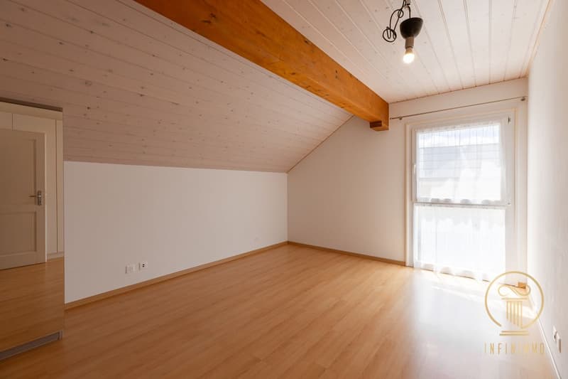 ST-OYENS - jolie villa jumelle de 5.5 pièces dans un quartier calme et très agréable. (10)