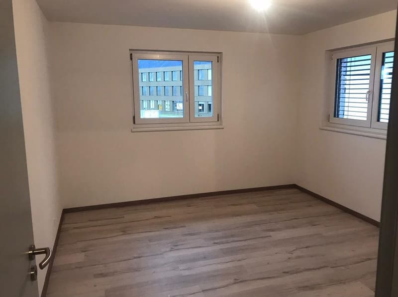 RENNAZ - Superbe appartement de 2.5 pièces au premier étage à côté de l'hôpital (4)