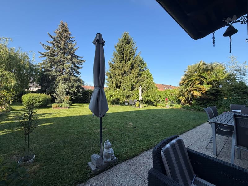 RENENS - Villa mitoyenne de 5.5 p. avec grand jardin. Pas inscrite dans une PPE. (3)