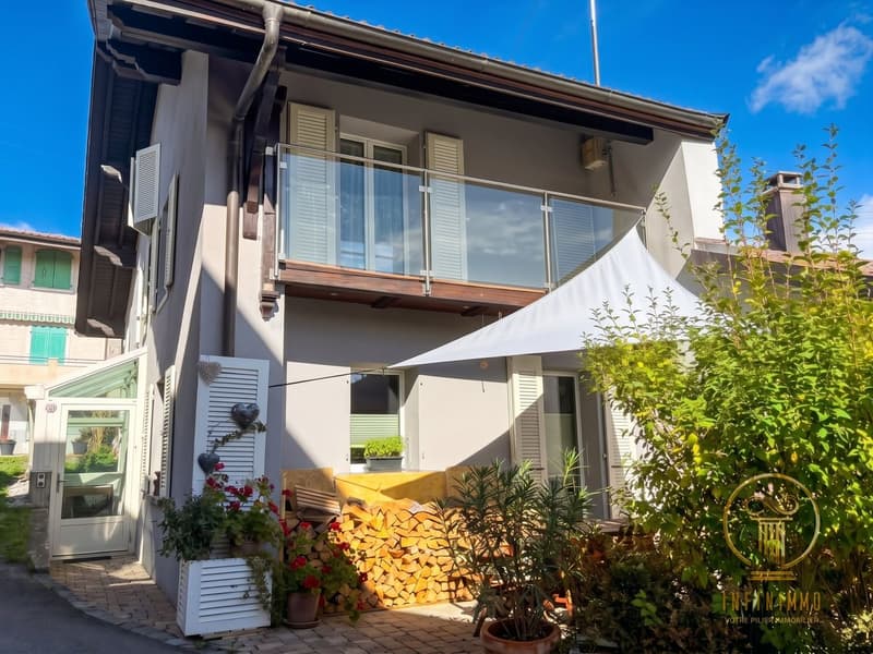 Saint-George - Maison contemporaine rénovée avec goût, vue lac et cachet unique! (1)