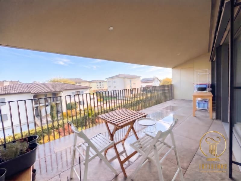 PERROY - Magnifique appartement de 3.5 pièces avec balcon terrasse ! (1)