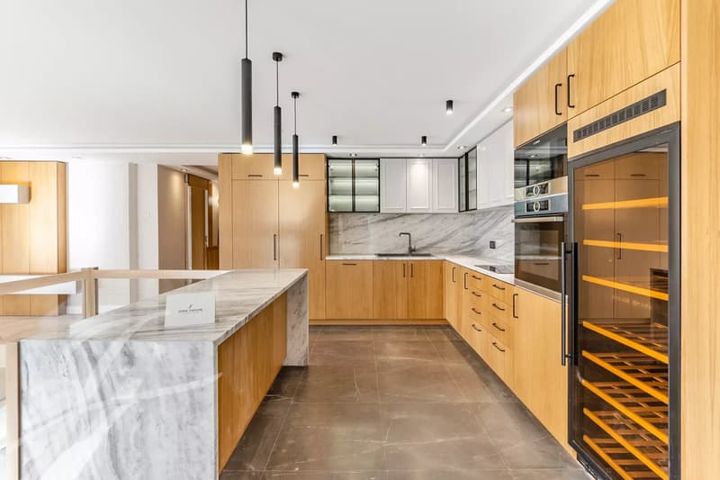 Magnifique duplex rénové avec vue sur le lac
