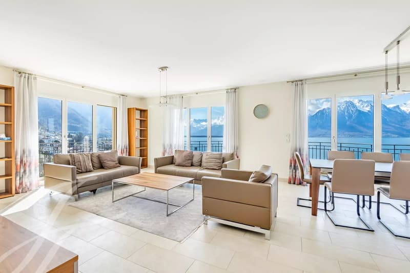 EXCLUSIVITÉ! Bel appartement avec une vue à couper le souffle