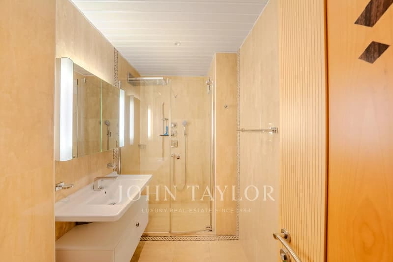 Superbe appartement de 3.5 pièces aux volumes remarquables et vue sur le lac (9)