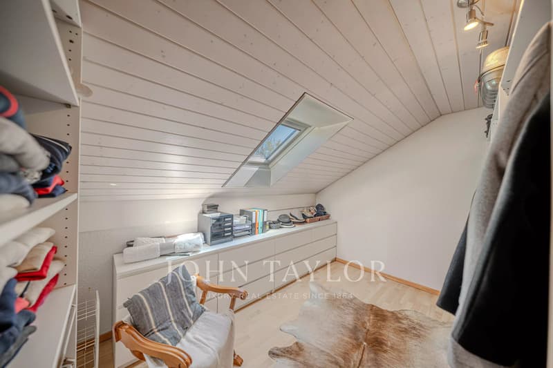 Élégante villa familiale avec piscine (9)