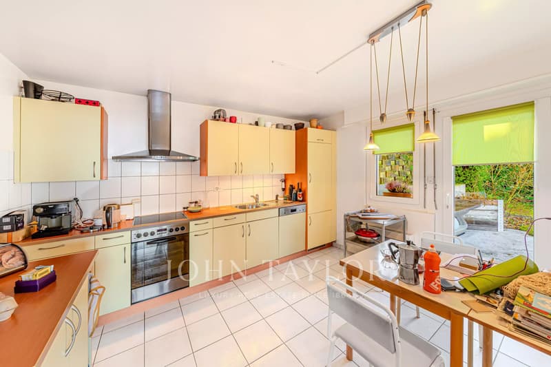 Villa de 5.5 pièces avec vue panoramique proche de Montreux (3)