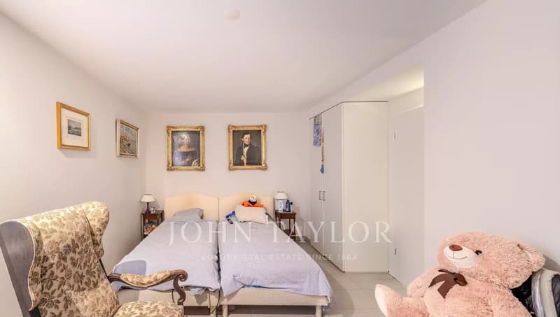 Appartement duplex d'exception en attique (8)