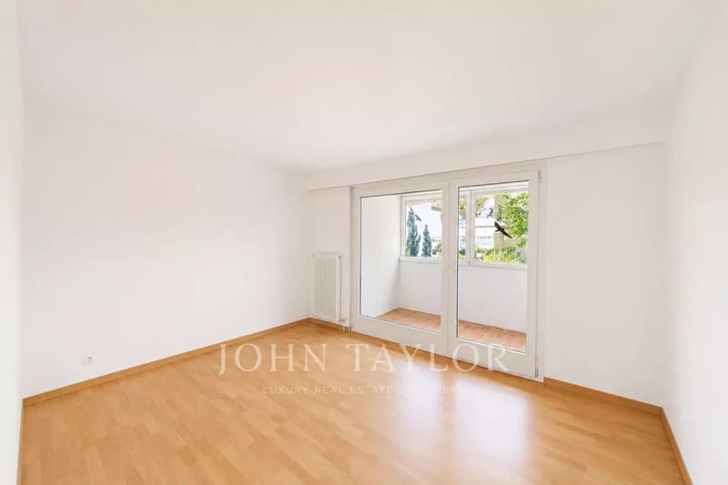 Appartement de 2.5p au coeur de Montreux (4)