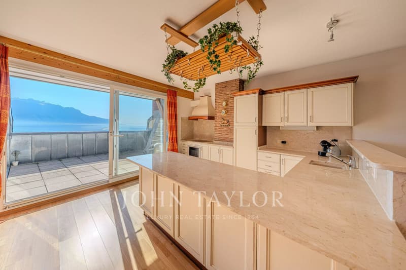 Appartement face au lac au coeur de Montreux (1)