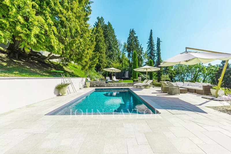 SPECTACULAIRE! Propriété avec piscine et vue panoramique (13)