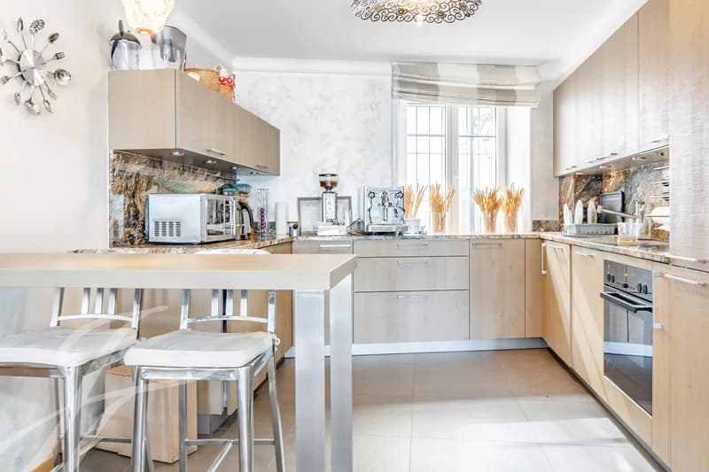 Appartement de standing en plein coeur de Montreux (5)