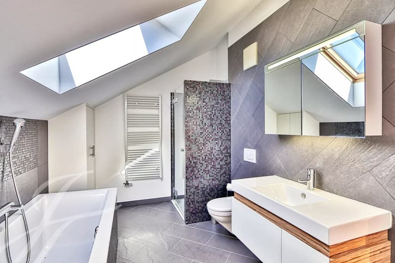 EN EXCLUSIVITÉ!! Appartement de 4.5 pièces aux volumes impressionnants (11)