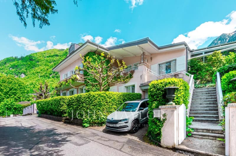 Bel appartement de 212 m2 dans un quartier résidentiel (13)
