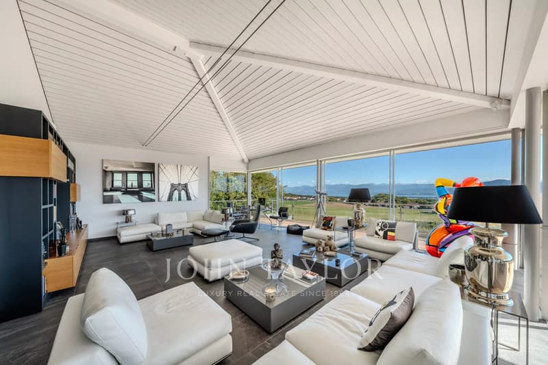 EN EXCLUSIVITÉ: Villa moderne avec piscine, vue sur le lac et le Mont-Blanc (3)