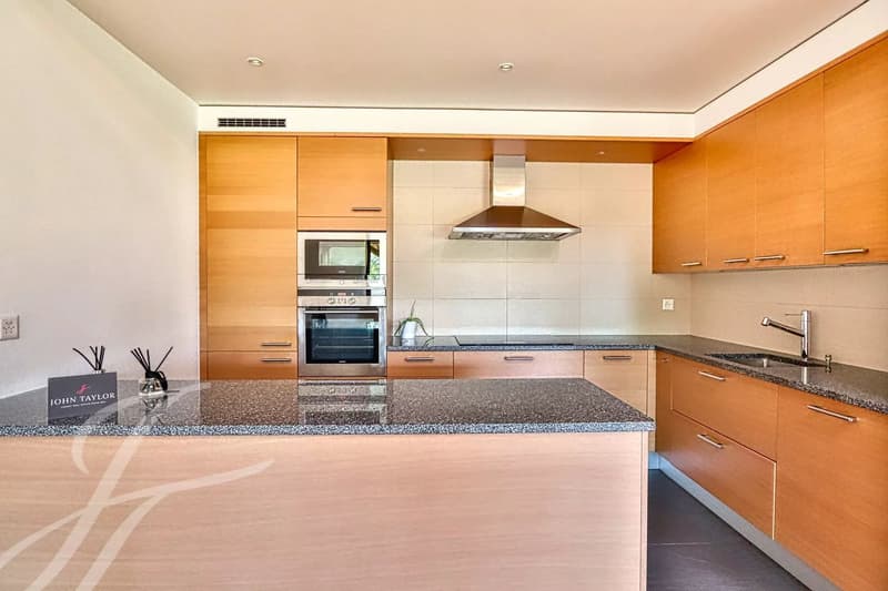 EN EXCLUSIVITÉ!! Appartement de 4.5 pièces aux volumes impressionnants (5)
