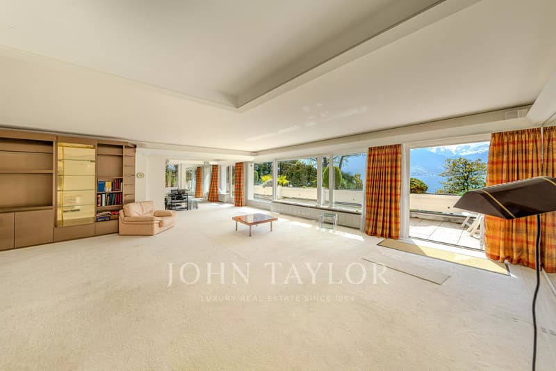 Bien rare à Montreux ? Première ligne du lac avec terrasse et panorama unique (3)