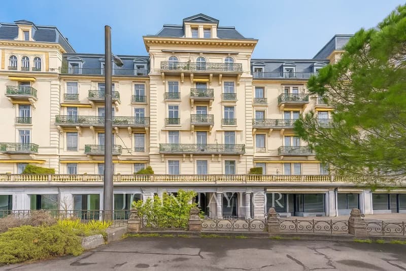 Élégant appartement de caractère avec vue imprenable sur le lac Léman (13)