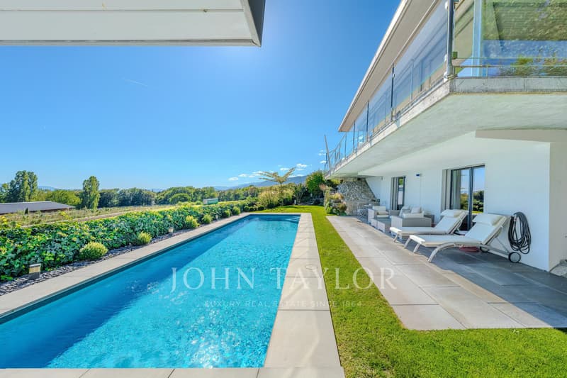 EN EXCLUSIVITÉ: Villa moderne avec piscine, vue sur le lac et le Mont-Blanc (12)