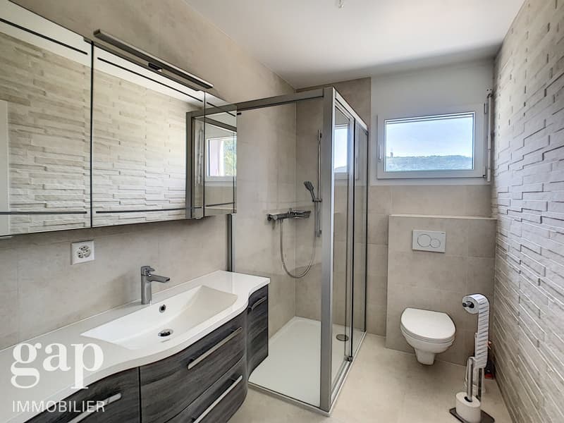 Villa spacieuse de 5.5 pièces à louer à Attalens (6)