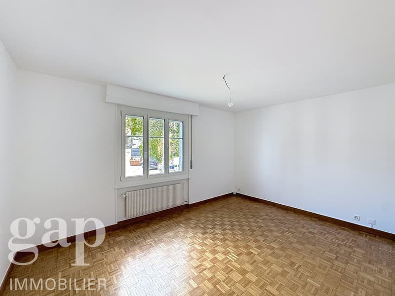 Appartement 3.5 pièces entièrement rénové - avec balcon à Territet (6)