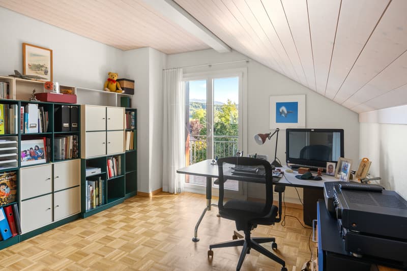 Jolie villa individuelle avec un magnifique jardin à Marly (8)