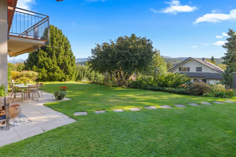 Jolie villa individuelle avec un magnifique jardin à Marly (12)