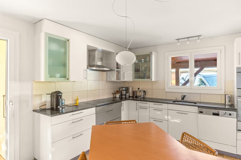 Jolie villa individuelle avec un magnifique jardin à Marly (6)