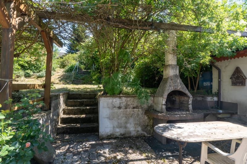 Maison individuelle à rénover à Surpierre (10)